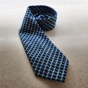 Vintage Neck Tie in Geometric Pattern